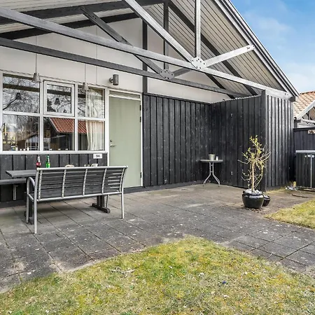 Amazing In Vaeggerlose With Kitchen